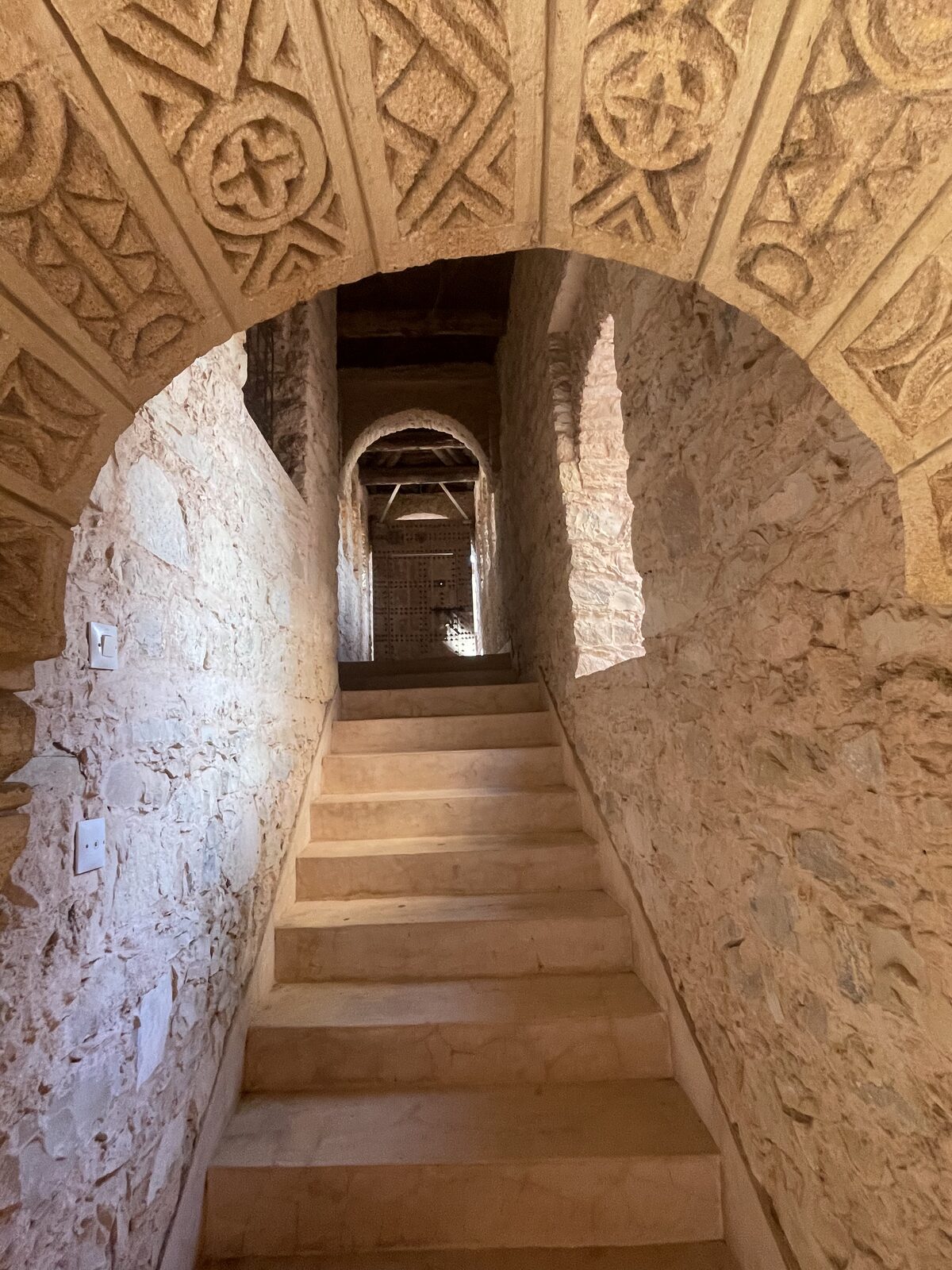 Porte sculptée de la médina d'Agadir